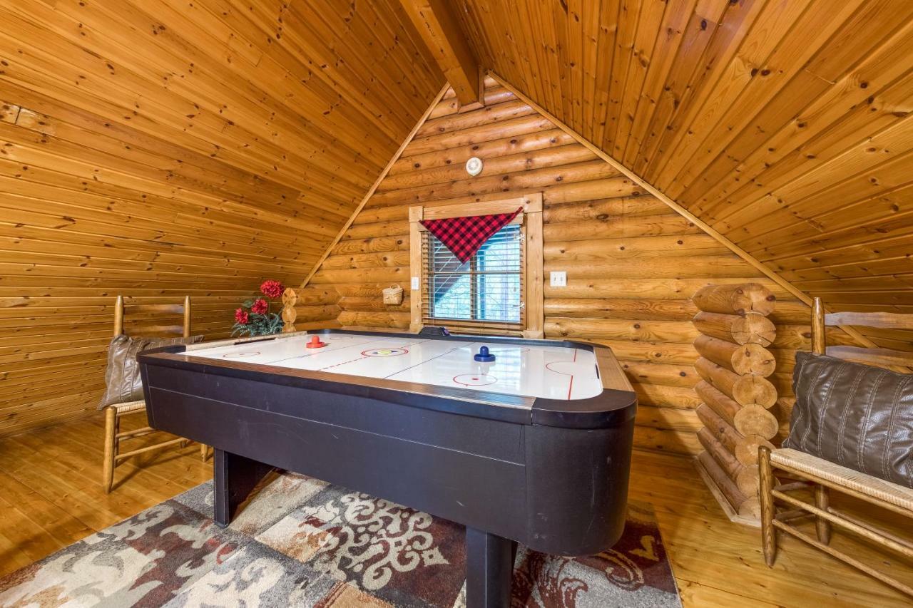 Moose Lodge II Сивиървил Екстериор снимка